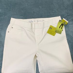 NWT Lee Natural Fit Capri Jeans, 8P